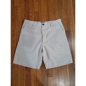 Chaps Mens‎ Beige Khaki Performance Golf Shorts Expandable Waist Wicking Size 33